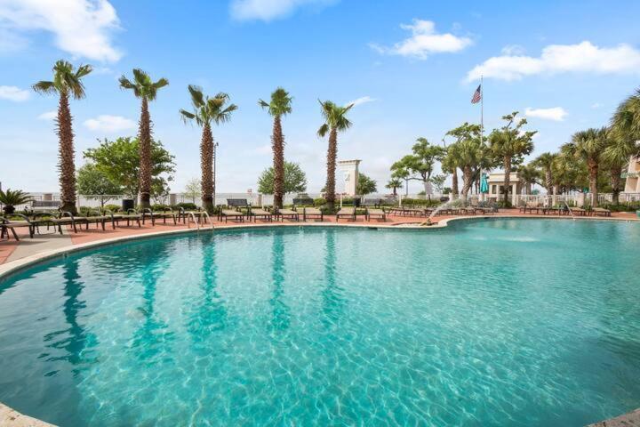Gorgeous Oceanview 3Br Luxury Condo - Latitude Gulfport Exterior photo
