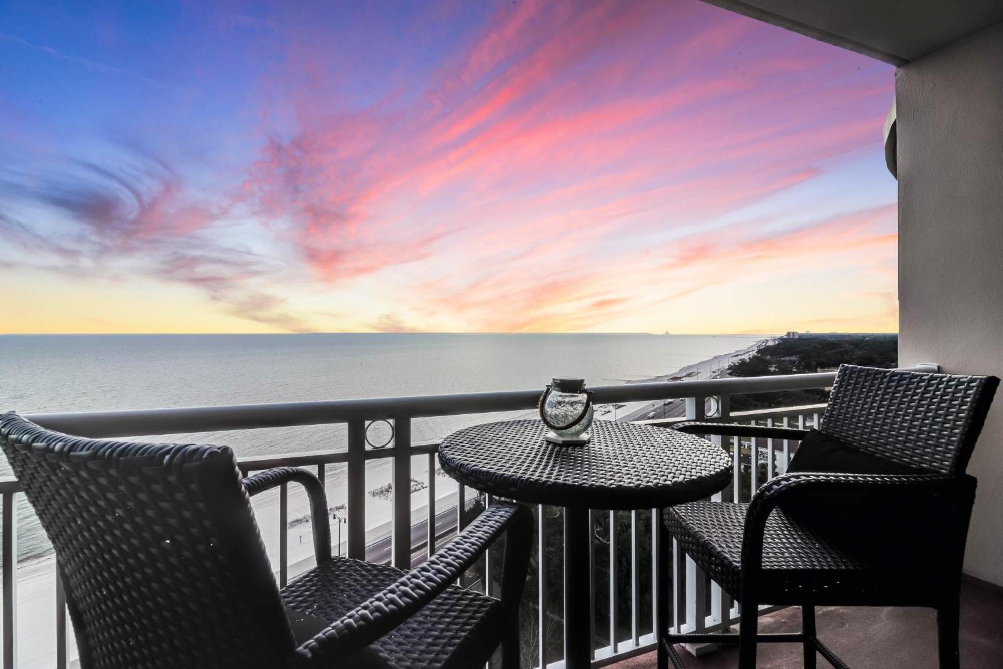 Gorgeous Oceanview 3Br Luxury Condo - Latitude Gulfport Exterior photo