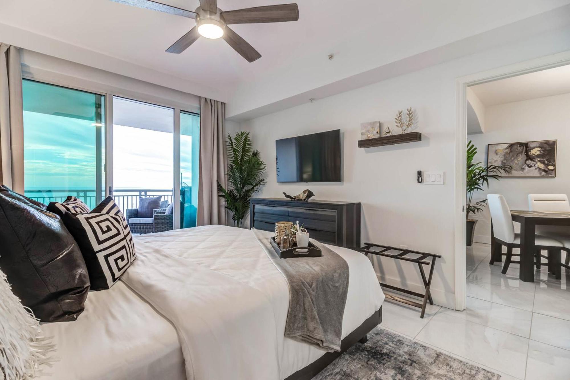 Gorgeous Oceanview 3Br Luxury Condo - Latitude Gulfport Exterior photo